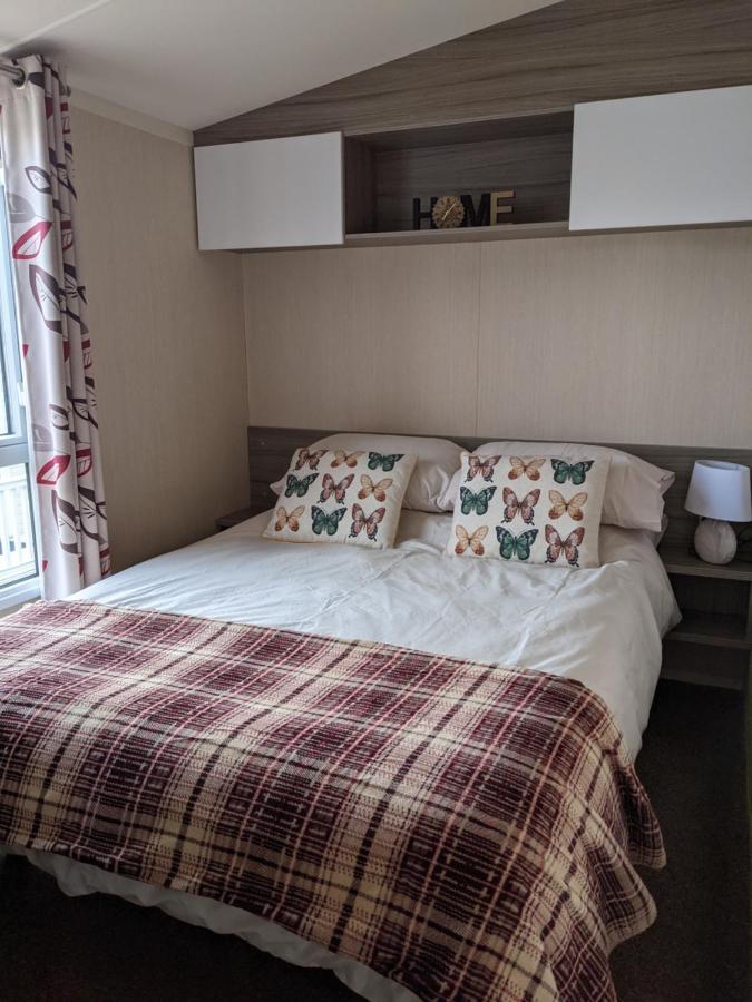 Вилла 17 Sun Valley Holiday Park Сент-Остел Экстерьер фото